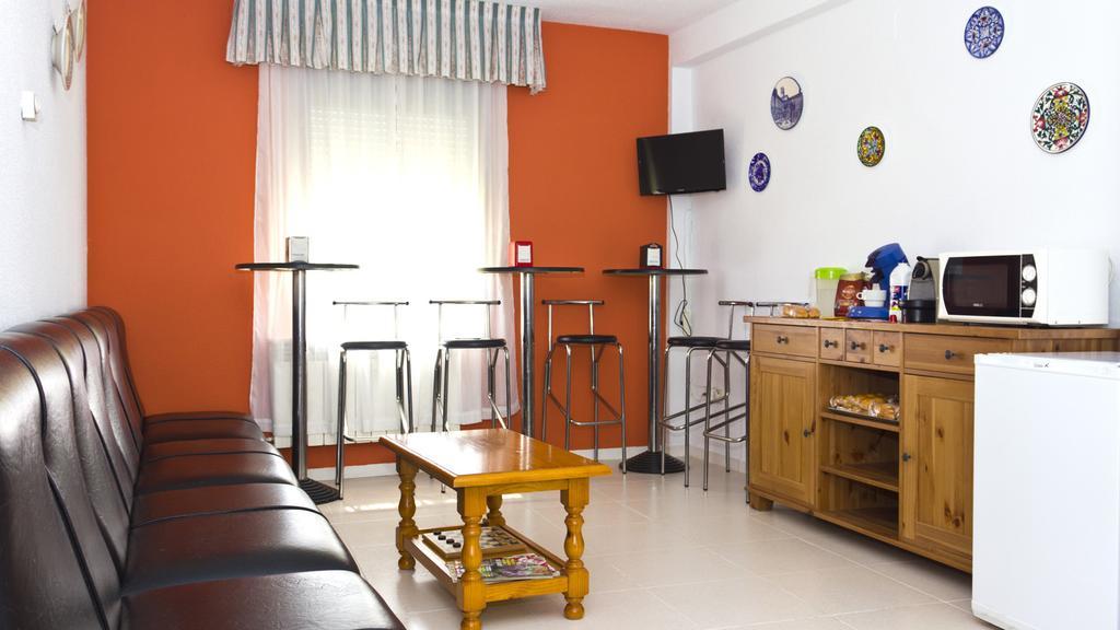 Hospedium Hostal Restaurante El Mirador De อาเตียนซา ภายนอก รูปภาพ