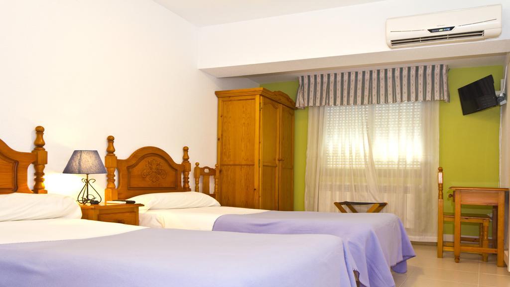 Hospedium Hostal Restaurante El Mirador De อาเตียนซา ภายนอก รูปภาพ
