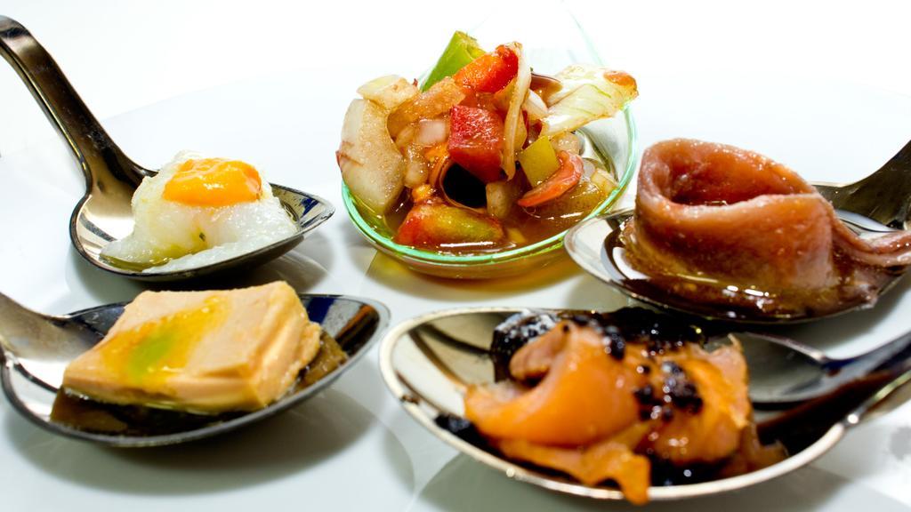 Hospedium Hostal Restaurante El Mirador De อาเตียนซา ภายนอก รูปภาพ